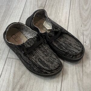 Hey Dude shoes